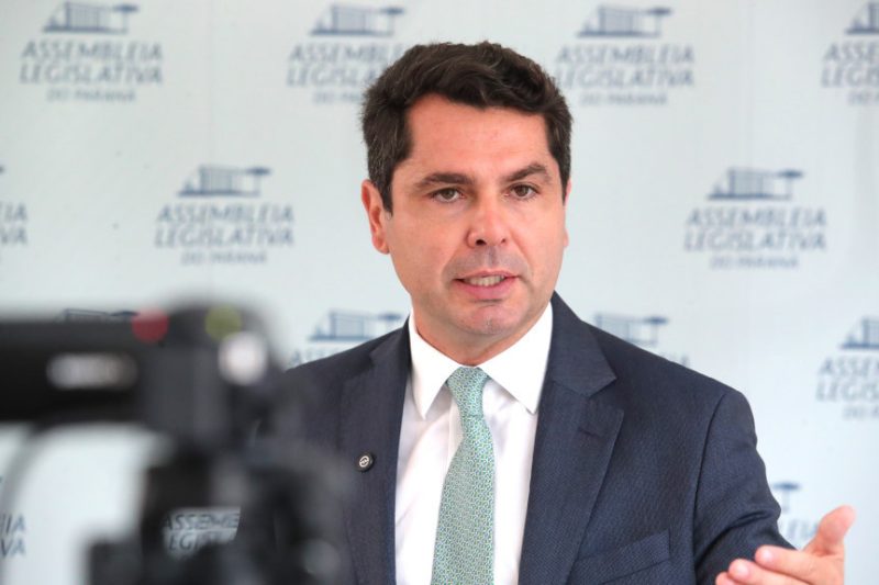 Sem volta – Curi diz que Republicanos autorizou candidatura mesmo sem aval de Ratinho Jr.