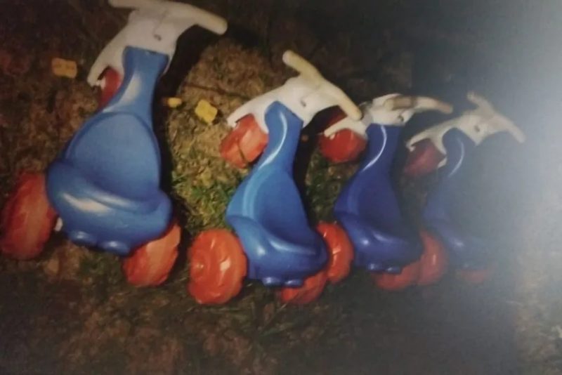 Toledo – Adolescentes vestidos de palhaços furtam triciclos infantis de CMEI