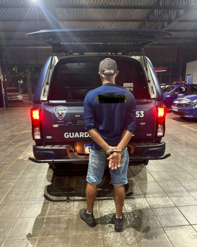 Guaíra – Guarda Municipal conduz homem flagrado ao filmar mulher dentro de residência