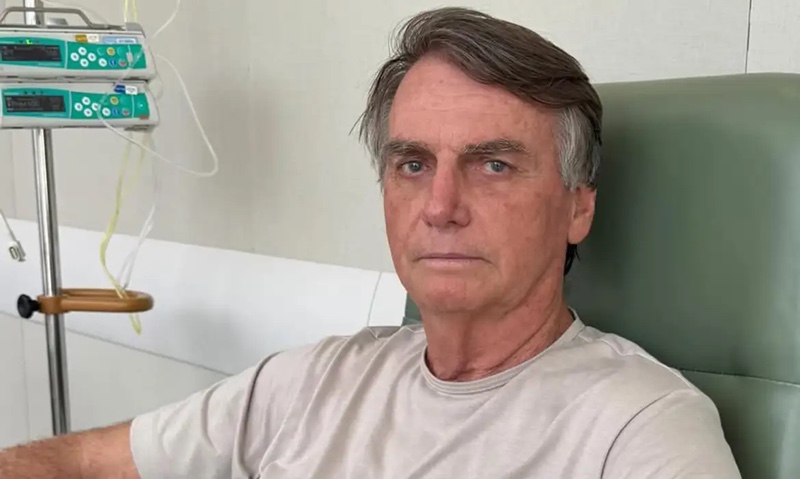 Brasília – Bolsonaro permanece na UTI com broncopneumonia