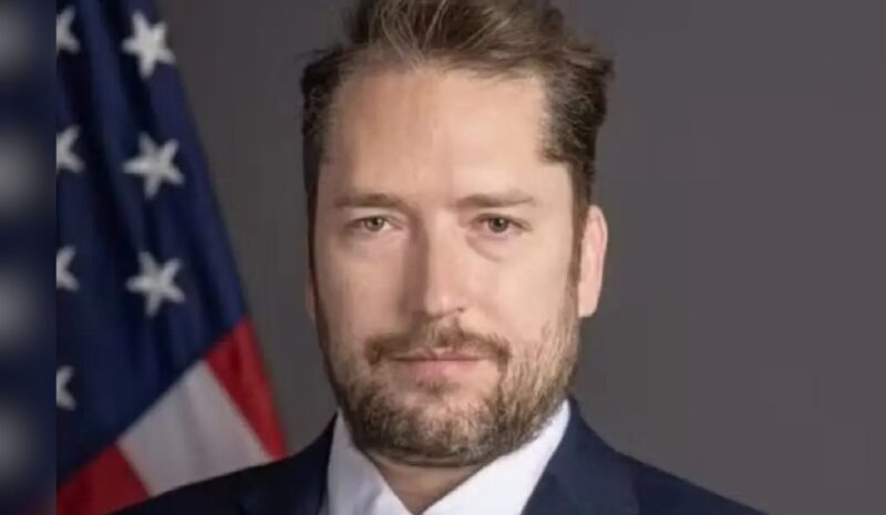 Encontro – Moraes autoriza vista de conselheiro de Trump a Bolsonaro na Papudinha