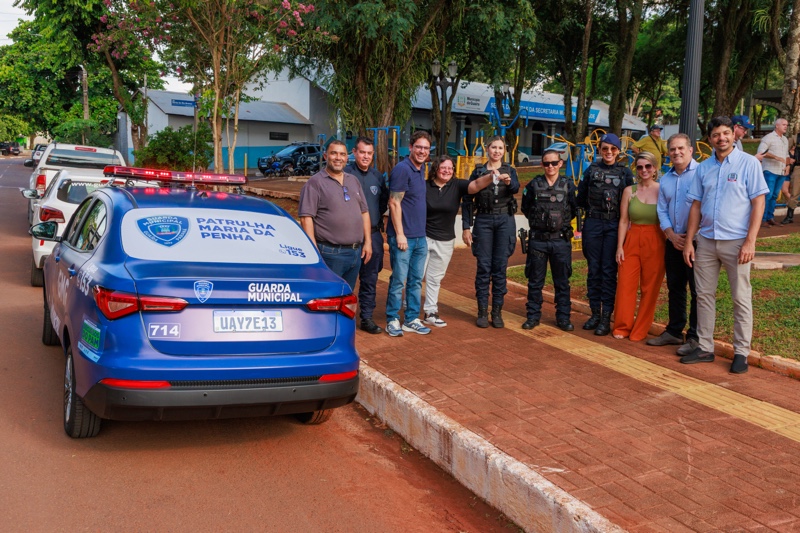 Marco Zero – Guaíra entrega viatura da Patrulha Maria da Penha e inaugura playground