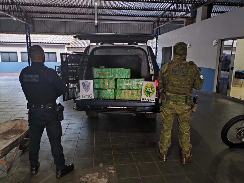 Guaíra – BPFron, PF e GM apreendem 78 kg de maconha