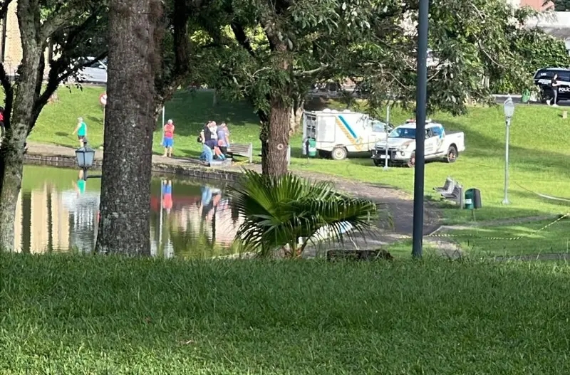 Paraná – Corpo é encontrado boiando na Lagoa das Lágrimas em Guarapuava