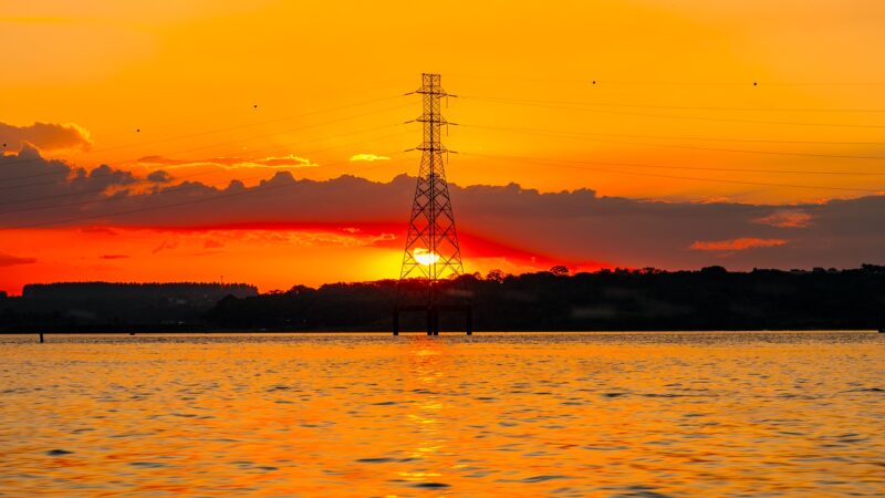 Destaque – Baixa temporária do Lago de Itaipu revela cenário singular em Guaíra e reacende memórias das Sete Quedas