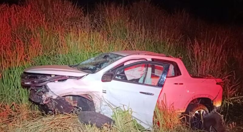 Segurança – Criança de 6 anos é encontrada sozinha dentro de caminhonete envolvida em acidente no Paraná