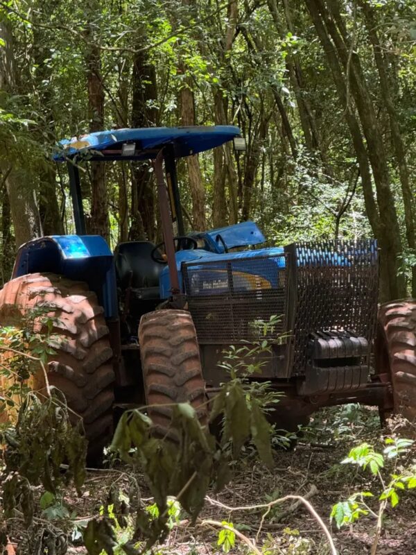 Segurança – Polícia Militar recupera trator furtado na área rural de Ramilândia