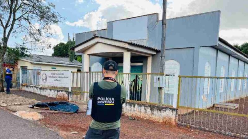 Foz – Homem é morto a tiros em frente a igreja