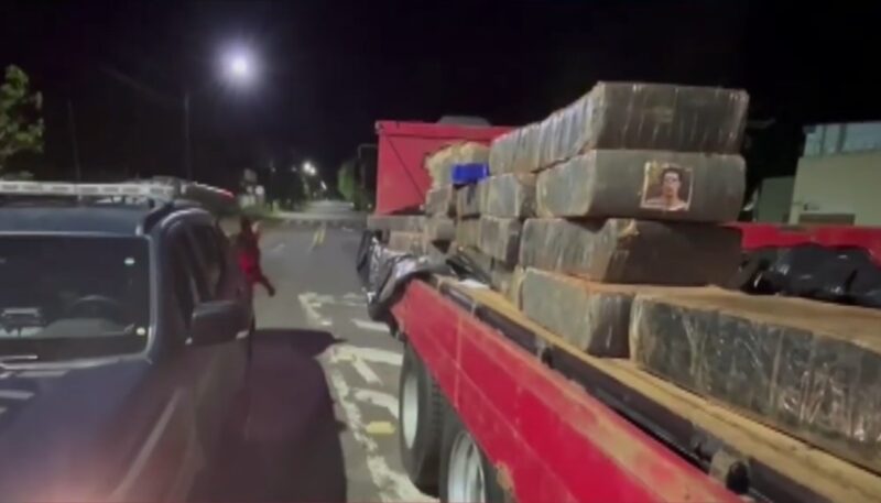 BR 277 – PRF apreende mais de uma tonelada de maconha em caminhão em Céu Azul