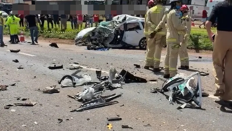 Trânsito – Motorista morre e três ficam feridos em grave acidente na BR 277 em Santa Tereza do Oeste