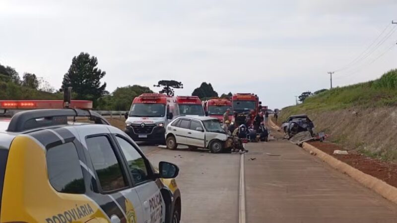 Trânsito – Dois jovens morrem após acidente na PR 466, em Guarapuava