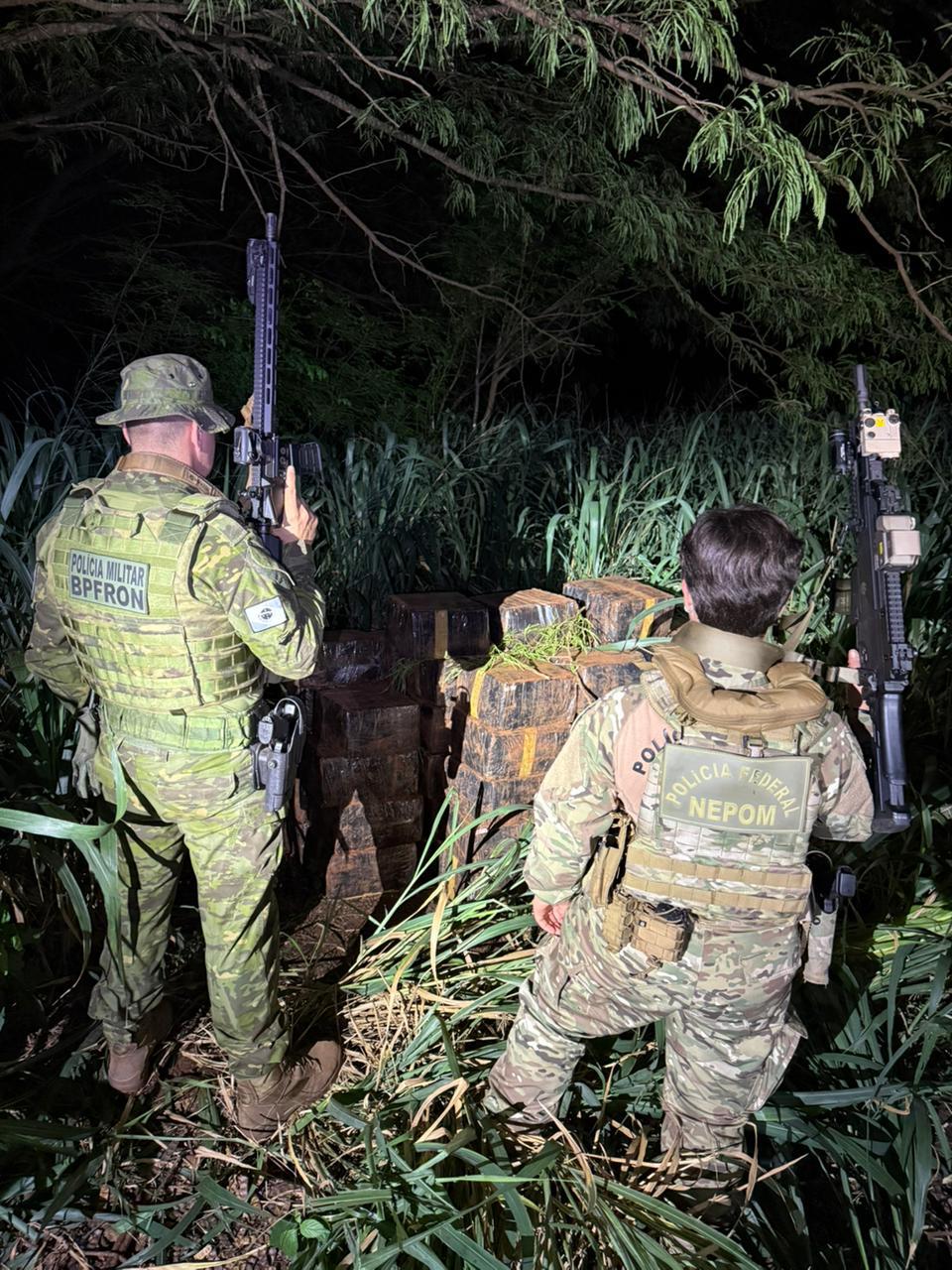 Terra Roxa – Policiais apreendem 1.272 quilos de maconha