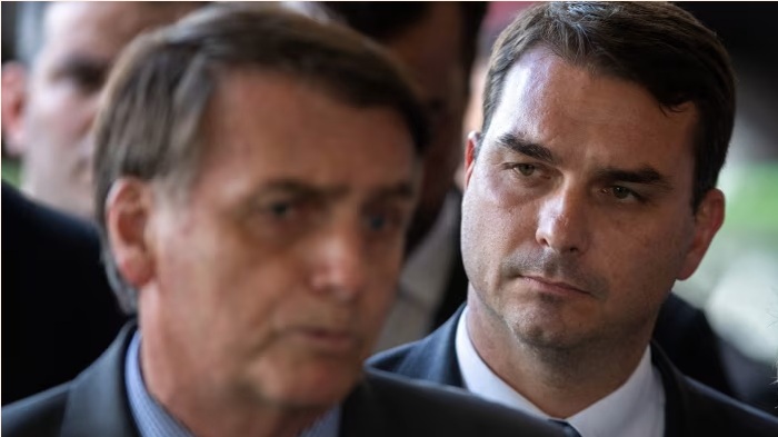 Eleições 2026 – Flávio Bolsonaro anuncia que pretende nomear Jair Bolsonaro e Nikolas Ferreira como ministros em eventual governo