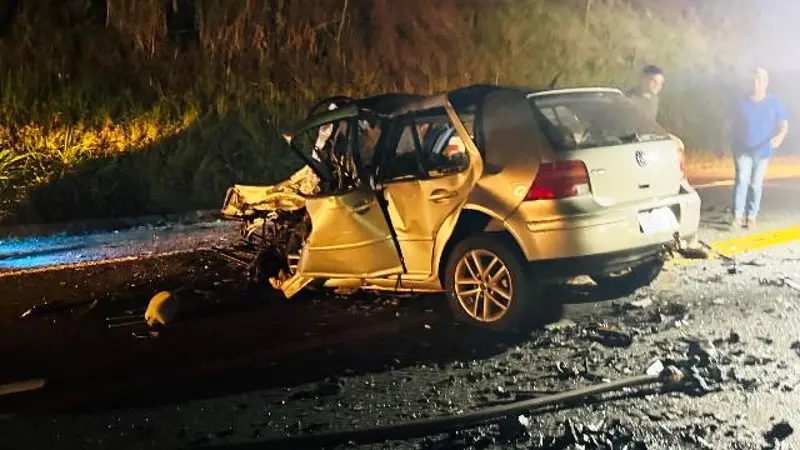 BR 272 – Duas pessoas morrem em grave acidente entre Goioerê e Janiópolis