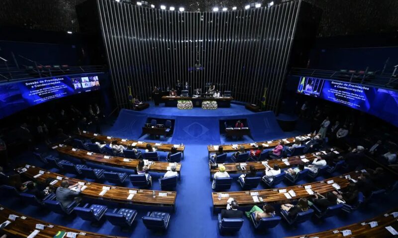 Brasília – Senado quer nova lei do impeachment antes do recesso