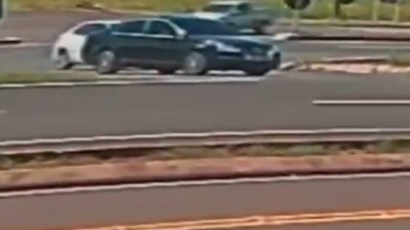 SMI – Irmãos são presos por roubar carreta e tentar burlar tornozeleiras