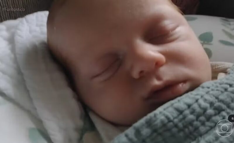 Inusitado – Bebê nasce 30 anos depois da irmã ‘gêmea’ após embrião ficar congelado