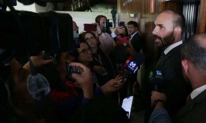 Justiça – Por unanimidade, STF torna Eduardo Bolsonaro réu por atuação nos EUA