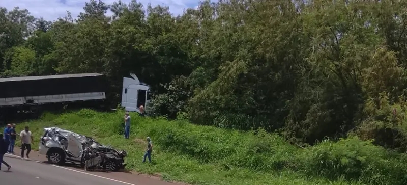 BR 277 – Grave acidente deixa uma pessoa morta e feridos graves na rodovia entre Matelândia e Medianeira