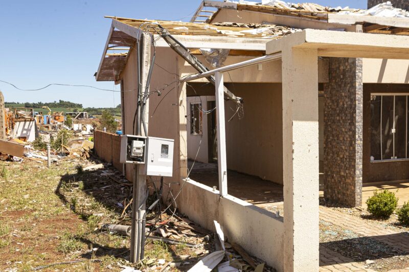 Paraná – Copel vai custear a reconstrução das ligações de energia dos imóveis de Rio Bonito do Iguaçu