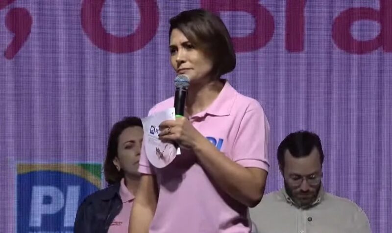 Londrina – Michelle Bolsonaro diz que Lula “fica ao lado do crime” e “abandona vítima”