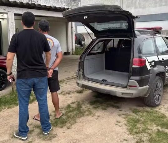 RS – Pai é preso por queimar a filha como forma de tortura