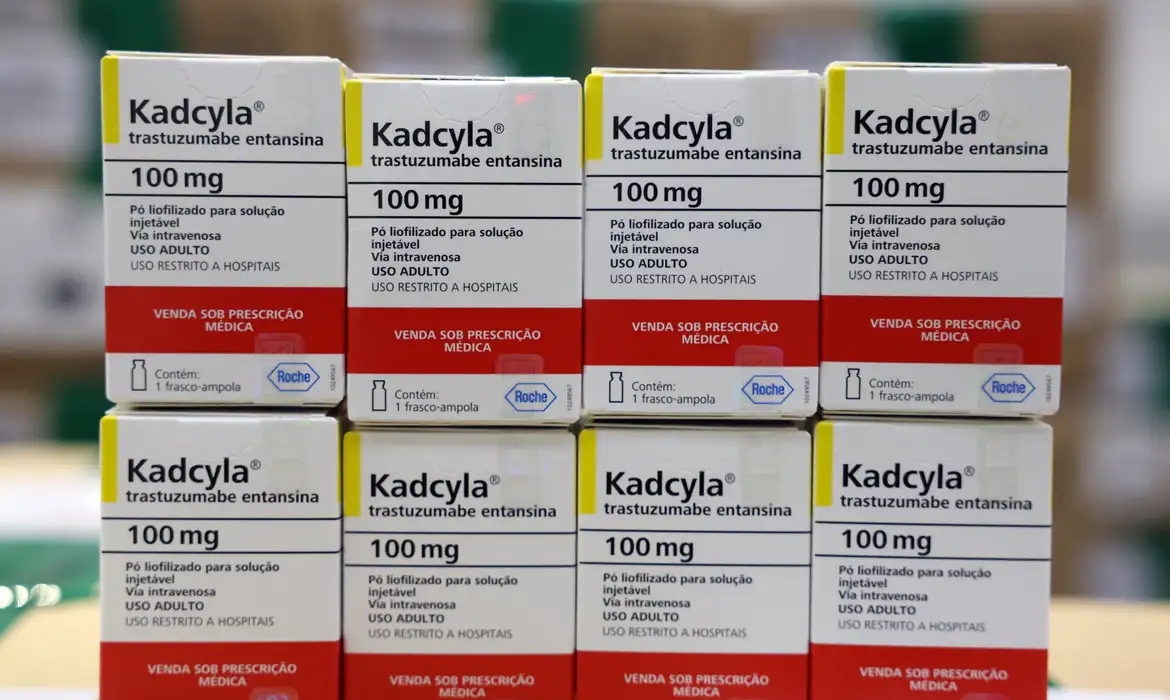 Medicamentos para tratamento de câncer no SUS serão 100% financiados