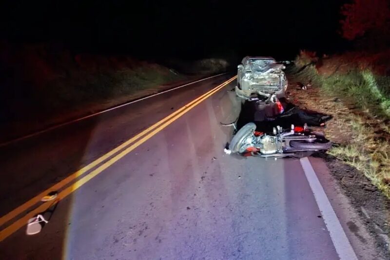 PR 489 – Colisão frontal deixa um morto em Umuarama