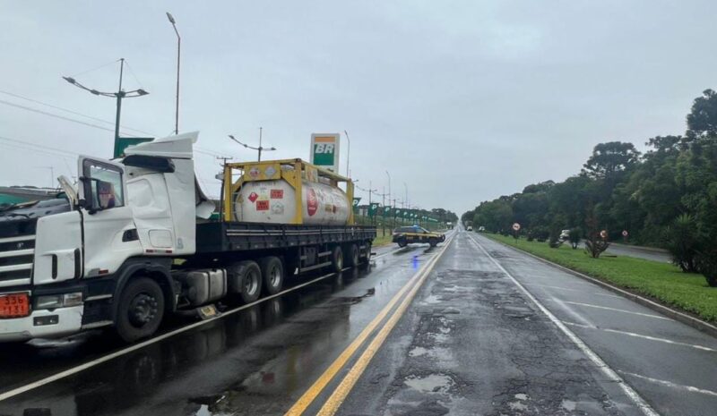 Tragédia – Bebê de oito meses morre em grave acidente entre caminhões na BR 476 no PR