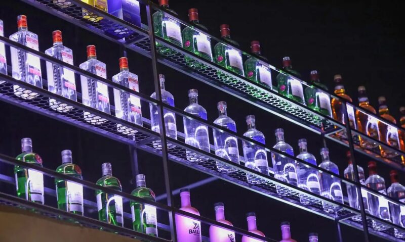 Saúde – Paraná confirma dois casos de contaminação por metanol em bebidas