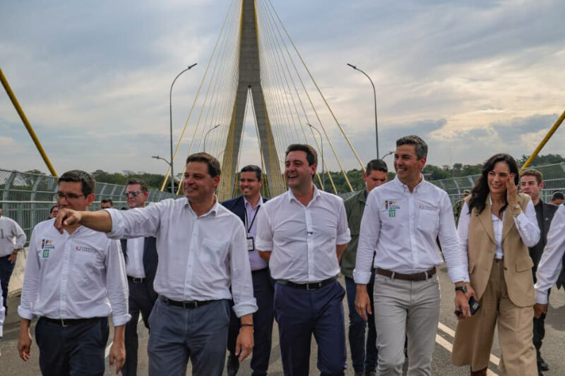 Foz – Ratinho Junior e presidente do Paraguai visitam obra da Ponte da Integração