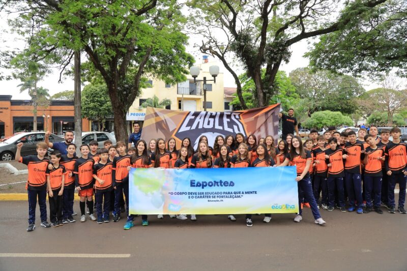 Guaíra – Escola Adventista de destaca importância da leitura em desfile de 7 de Setembro