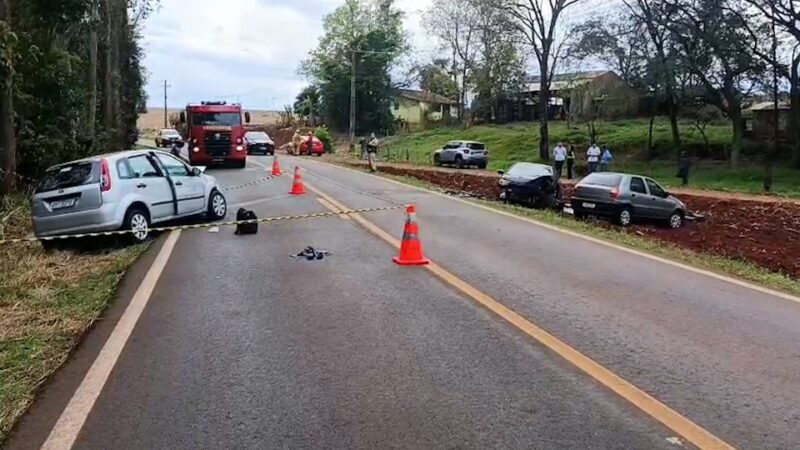 PR 317 – Colisão frontal em Toledo, deixa motorista morto e outro ferido