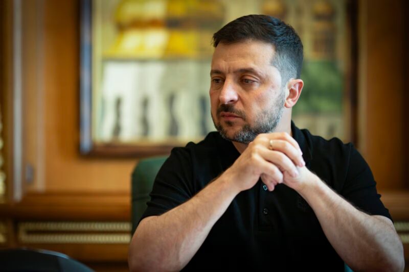 Mundo – Zelensky admite que pode ceder território  Rússia pela primeira vez