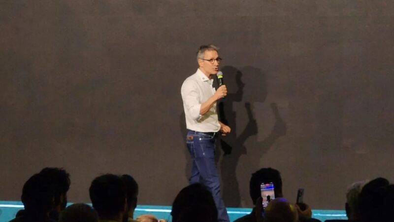 Eleições – Zema lança pré-candidatura ao Planalto e fala em “varrer PT do mapa”