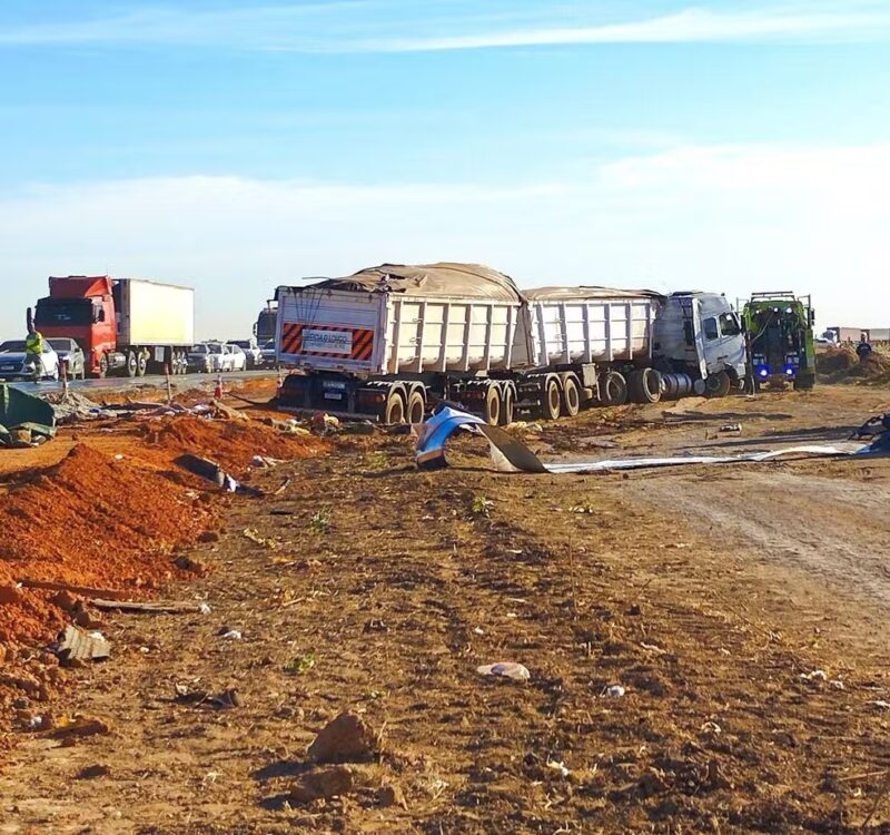 Trânsito – Batida entre ônibus e carreta deixa 11 mortos e mais de 40 feridos na BR-163 em MT