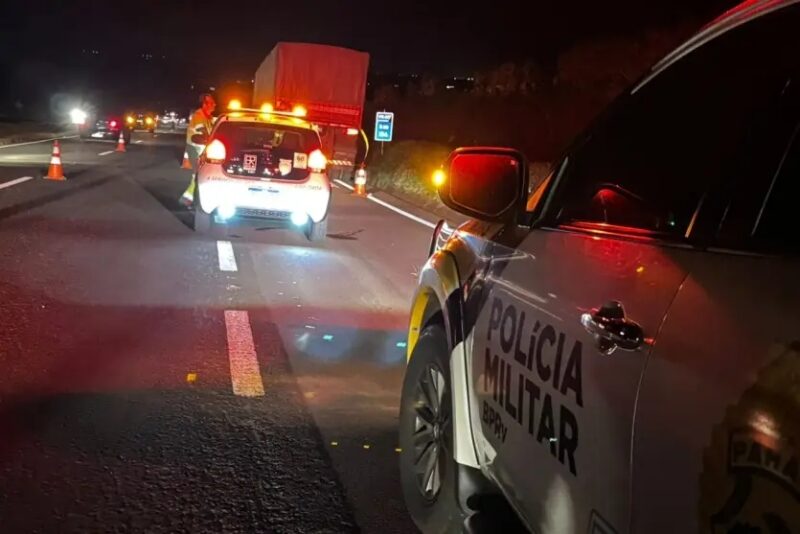 Trânsito – Motociclista morre em colisão traseira com caminhão na PR 317
