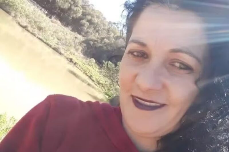 SC – Mulher é achada morta em casa após duas semanas desaparecida; suspeita é de feminicídio