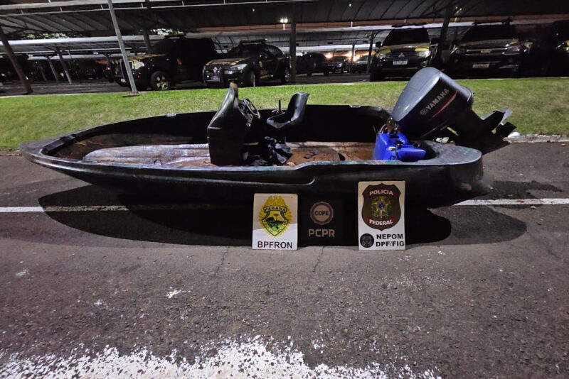 Santa Helena – Forças de segurança apreendem 1,3 tonelada de maconha em lancha vinda do Paraguai