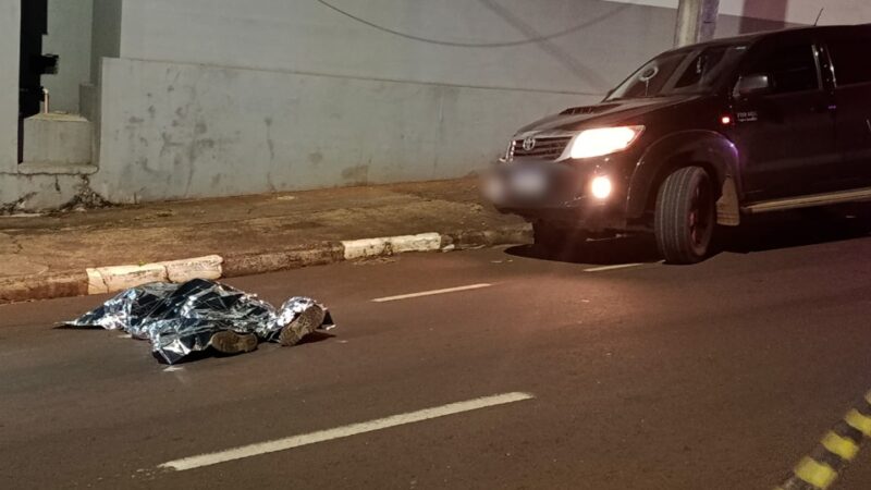 Trânsito – Homem morre atropelado por caminhonete no centro de Toledo