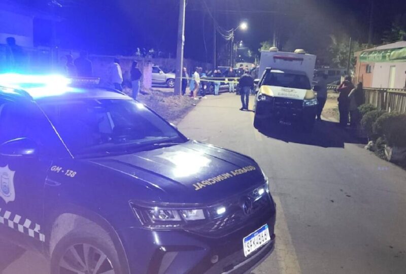 Segurança – Homem é esfaqueado até a morte ao deixar filha na casa da ex no PR