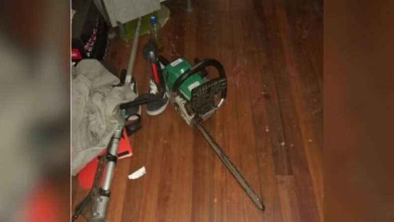 SC – Homem ataca esposa com motosserra após briga por ciúmes