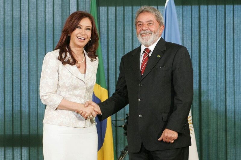 Mundo – Juiz argentino autoriza Lula a visitar Kirchner em prisão domiciliar