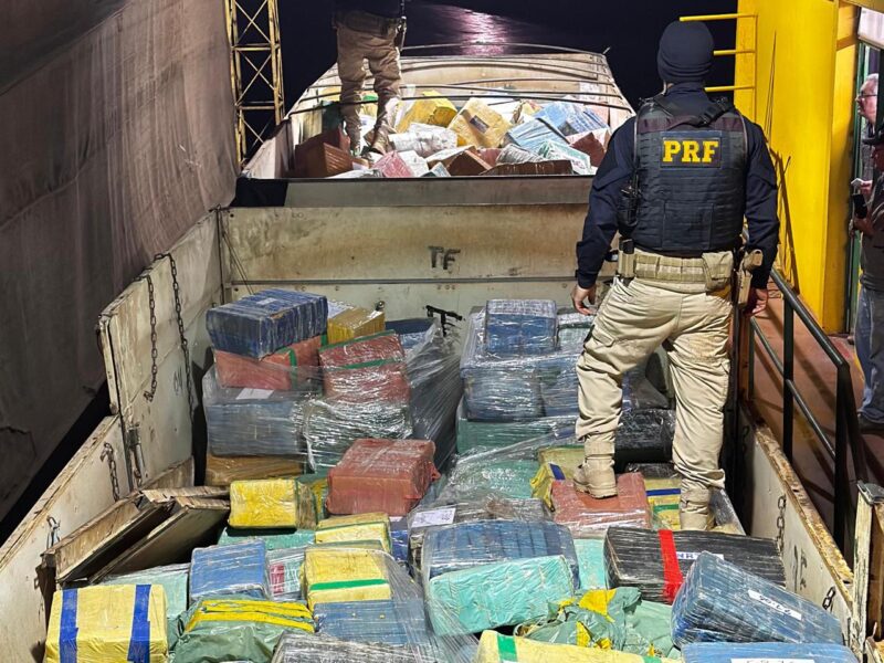 Segurança – PRF apreende mais de 17 toneladas de maconha em Marechal Cândido Rondon