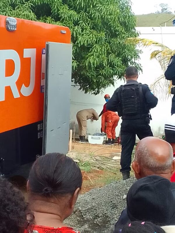 RJ – Adolescente confessa que matou os pais e o irmão mais novo: ‘Faria tudo de novo’