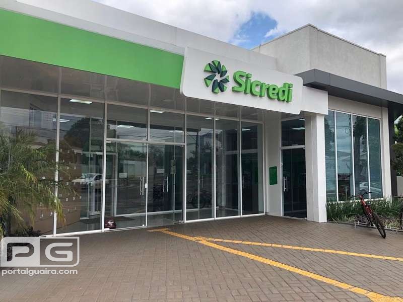 Brasil – Bancos e Cooperativas de Crédito abrem normalmente nesta sexta-feira (20)