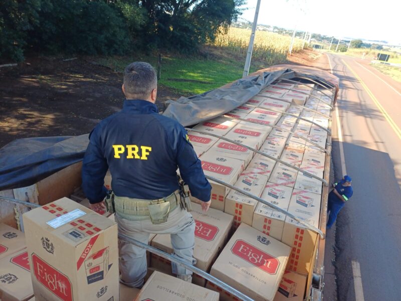 Quatro Pontes – PRF apreende 600 mil maços de cigarros de origem estrangeira na BR 163