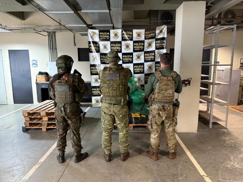 Guaíra – PF, BPFron e Exército apreendem mais de 338 quilos de droga