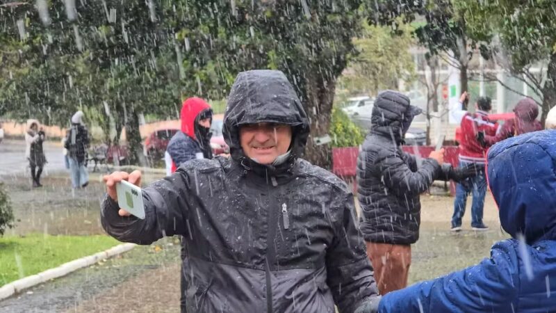 SC – Ponto turístico, Serra do Rio do Rastro é interditada por grande quantidade de neve