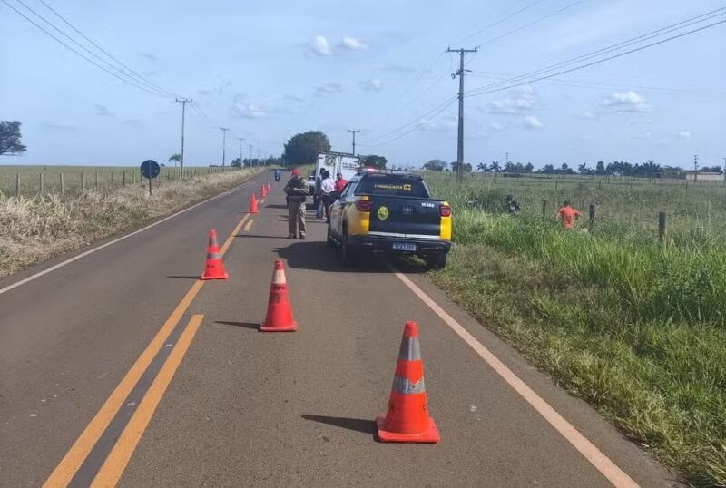 PR 561 – Motociclista morre após atingir cavalo